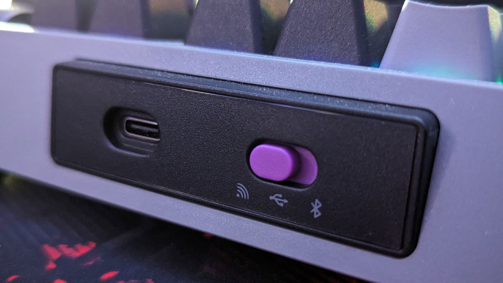 Cooler Master Mk700 Hybrid Wireless Keyboard Review