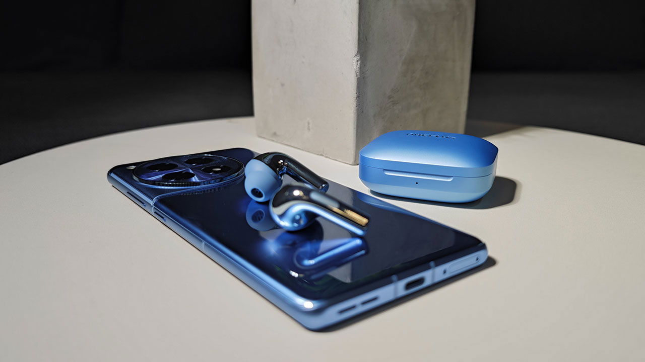 Oneplus 12R Smartphone Review
