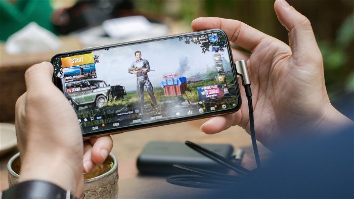 Should You Be Gaming On Your Smartphone?