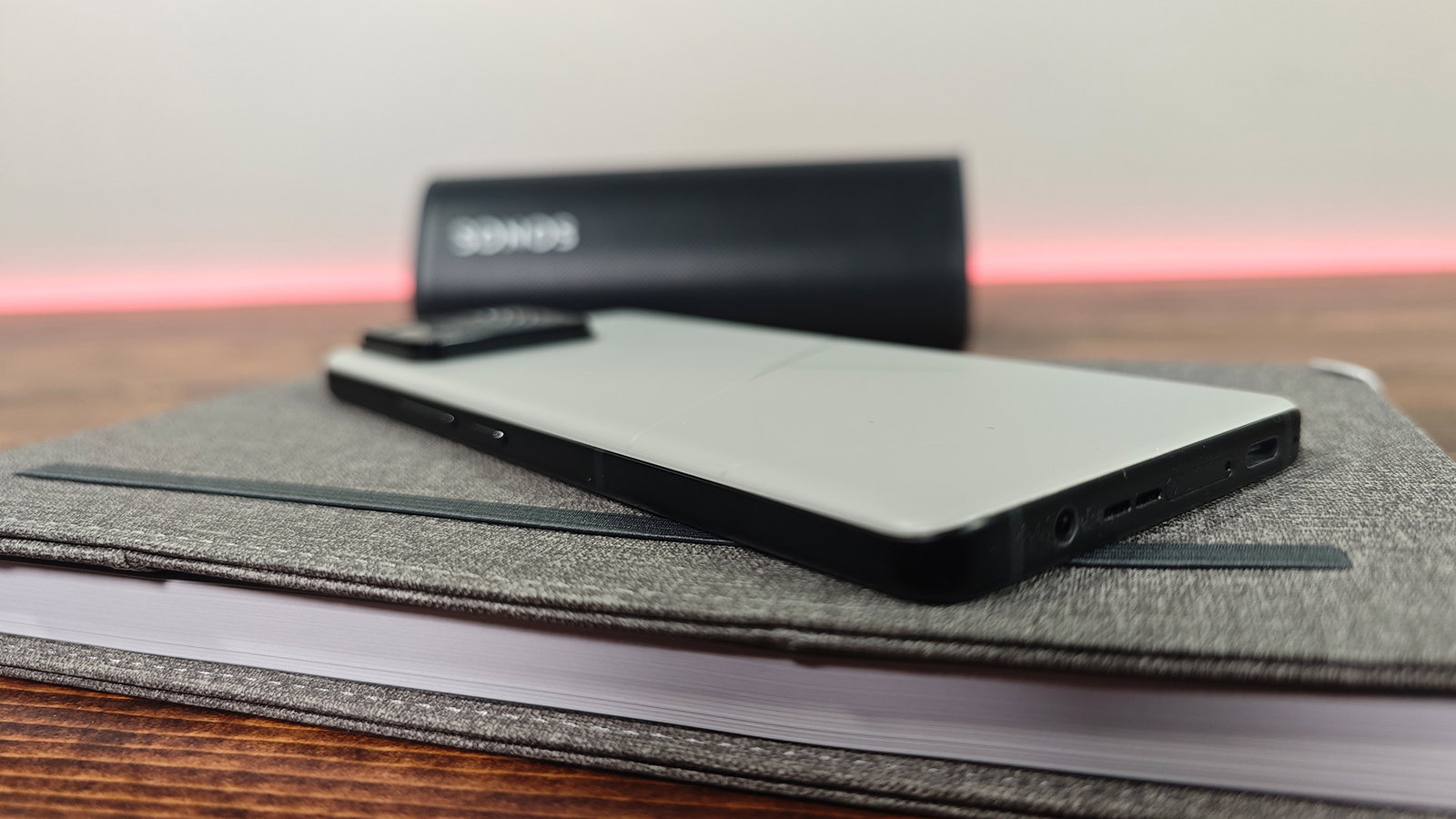 Asus Zenfone 11 Ultra Smartphone Review