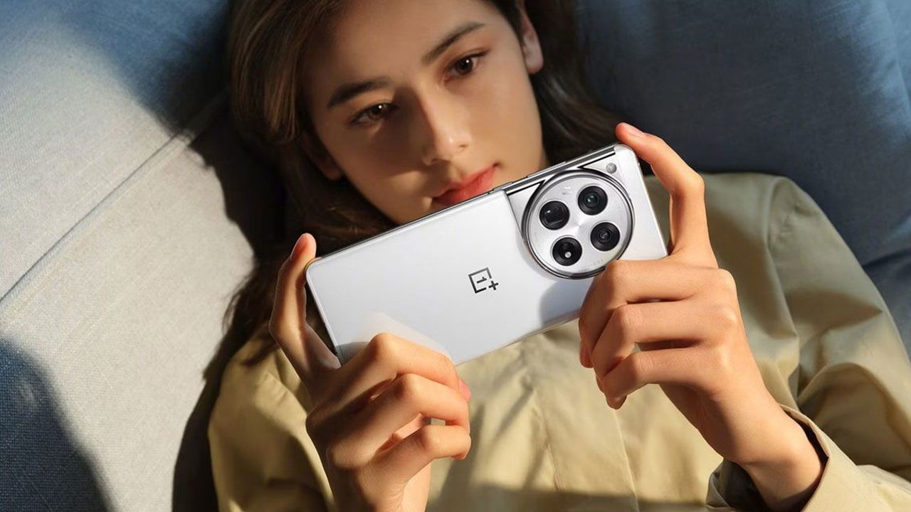 Google Is Bringing Gemini Ultra Ai To Oneplus Phones Later This Year Google Is Bringing Its Gemini Ultra Ai To Oneplus Phones Later This Year