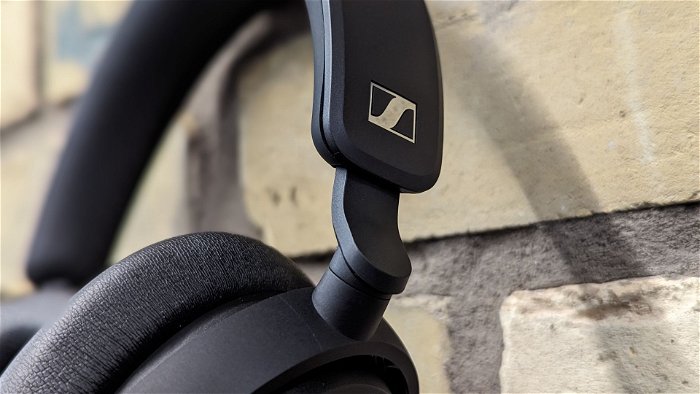 Sennheiser Accentum Plus Wireless Headphones Review