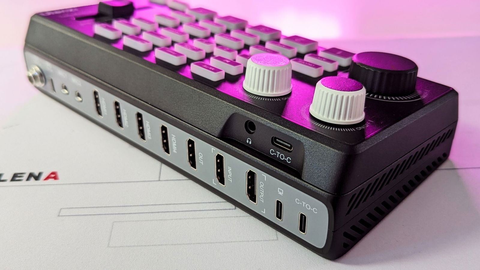 Ulanzi DD02 HD Live Stream Switcher Review - CGMagazine