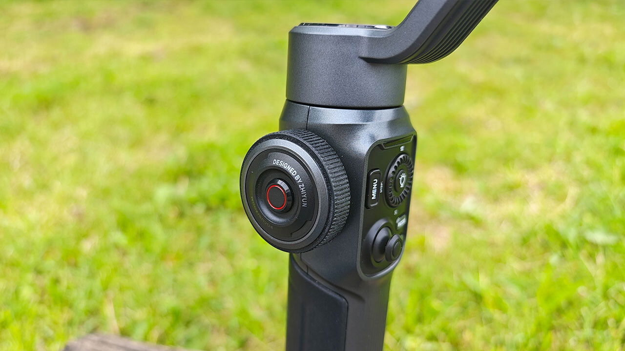 Zhiyun Smooth 5S Phone Gimbal Review Zhiyun Smooth 5S Phone Gimbal Review