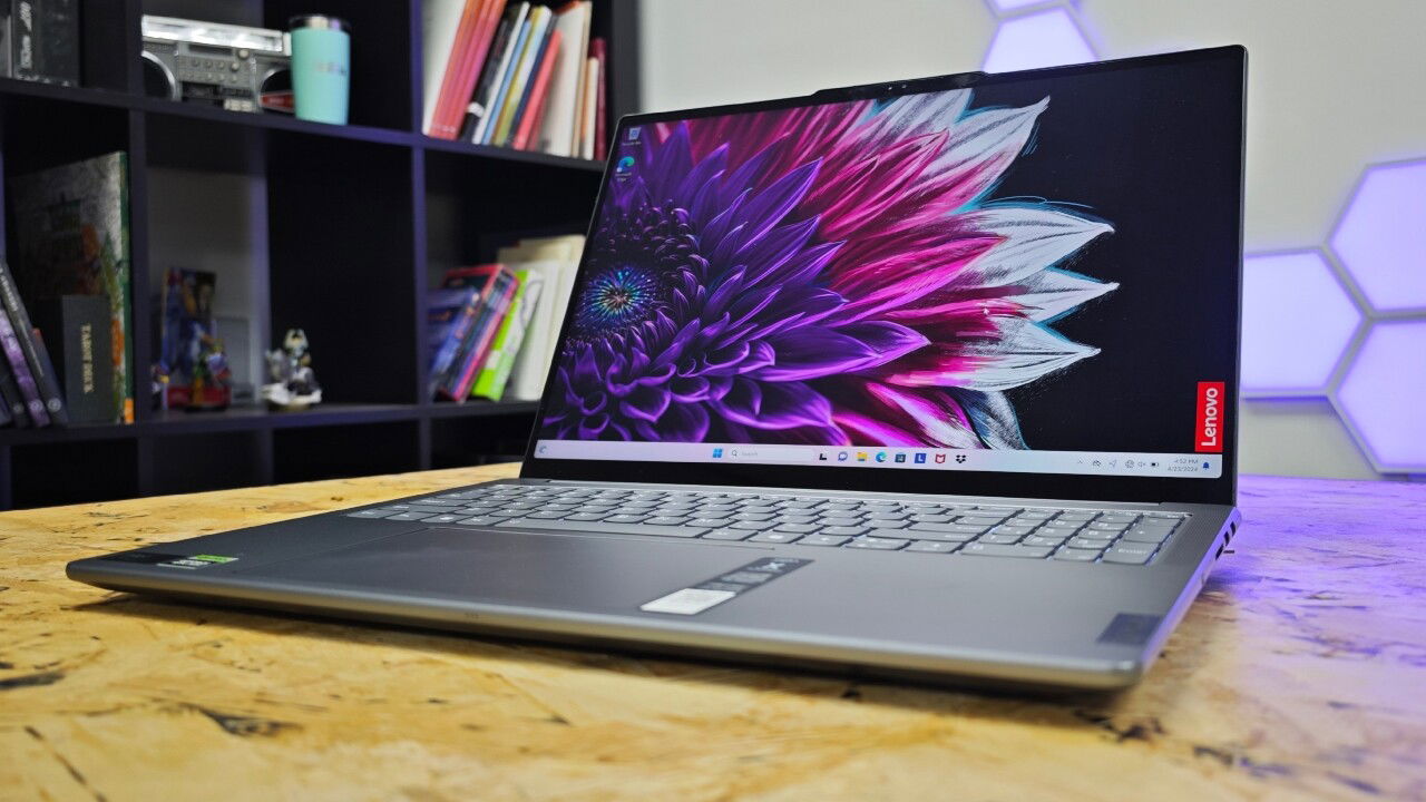 Christmas Gift Guide 2024: Gifts For Tech Lovers Christmas Gift Guide 2024: Gifts For Tech Lovers