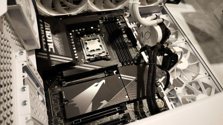 GIGABYTE X870 Aorus Elite WiFi 7 Motherboard Review