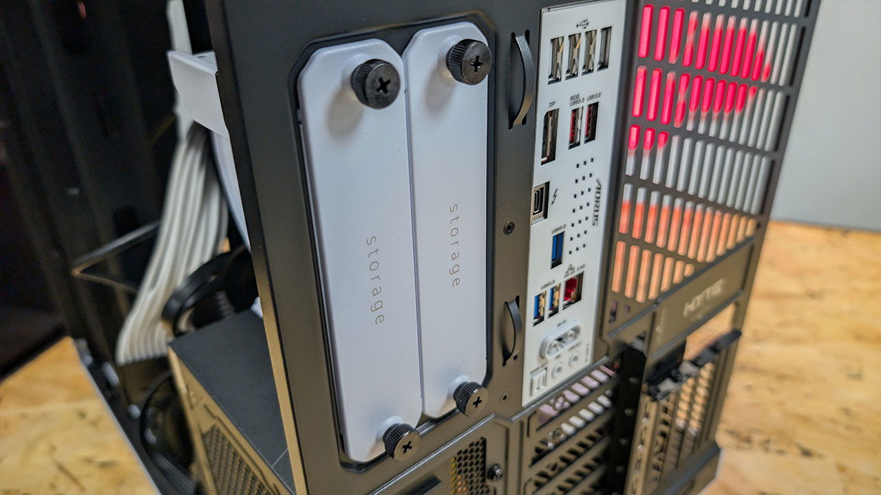 Hyte Y70 Pc Case Review
