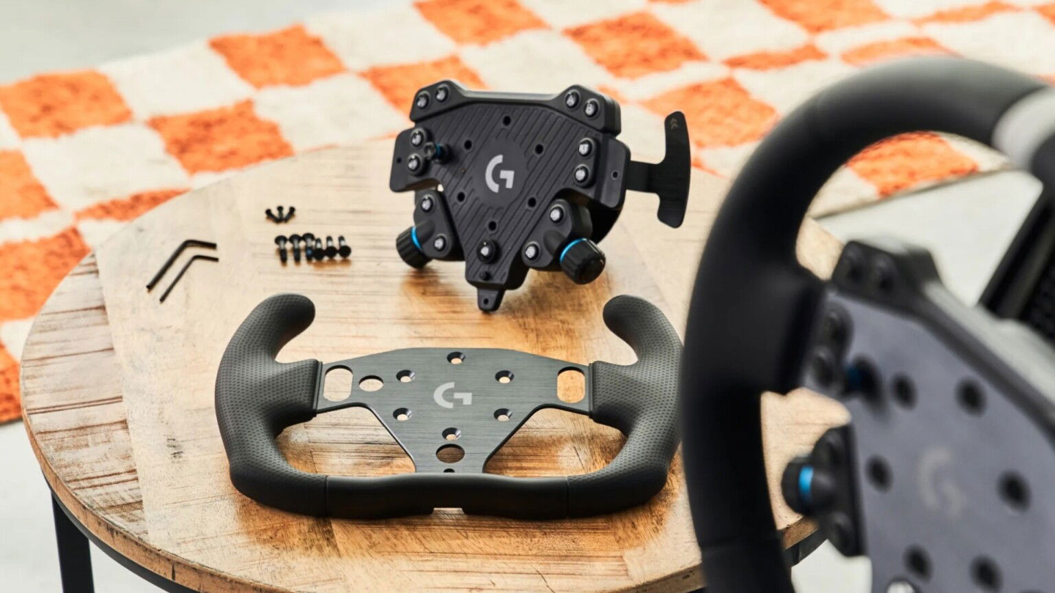 Logitech RS Wheel Hub Review - CGMagazine