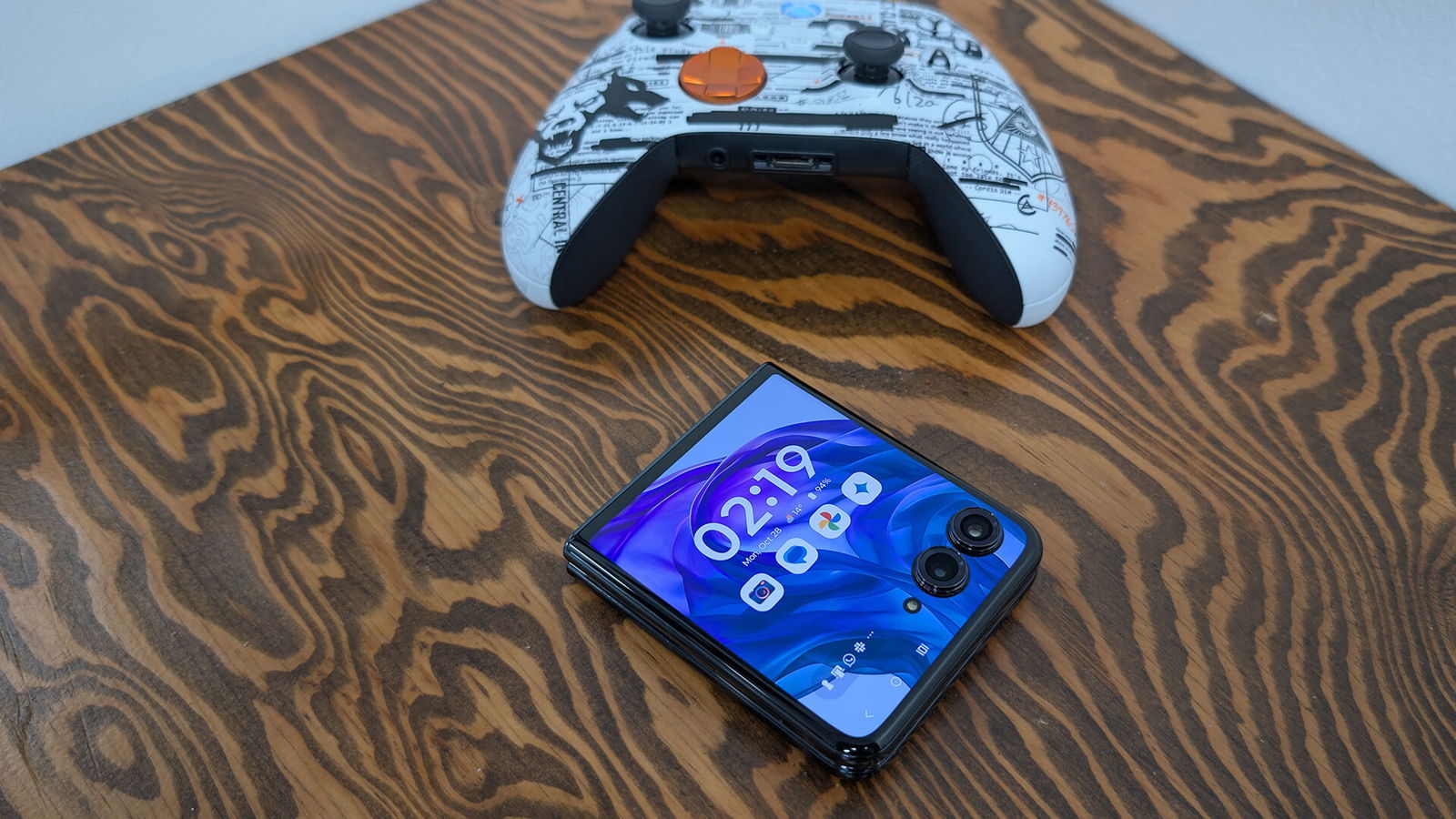 Motorola Razr+ 2024 Smartphone Review