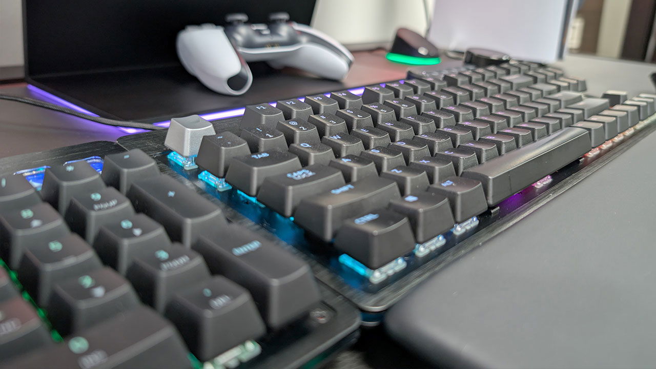 Mountain Everest Max Keyboard Review