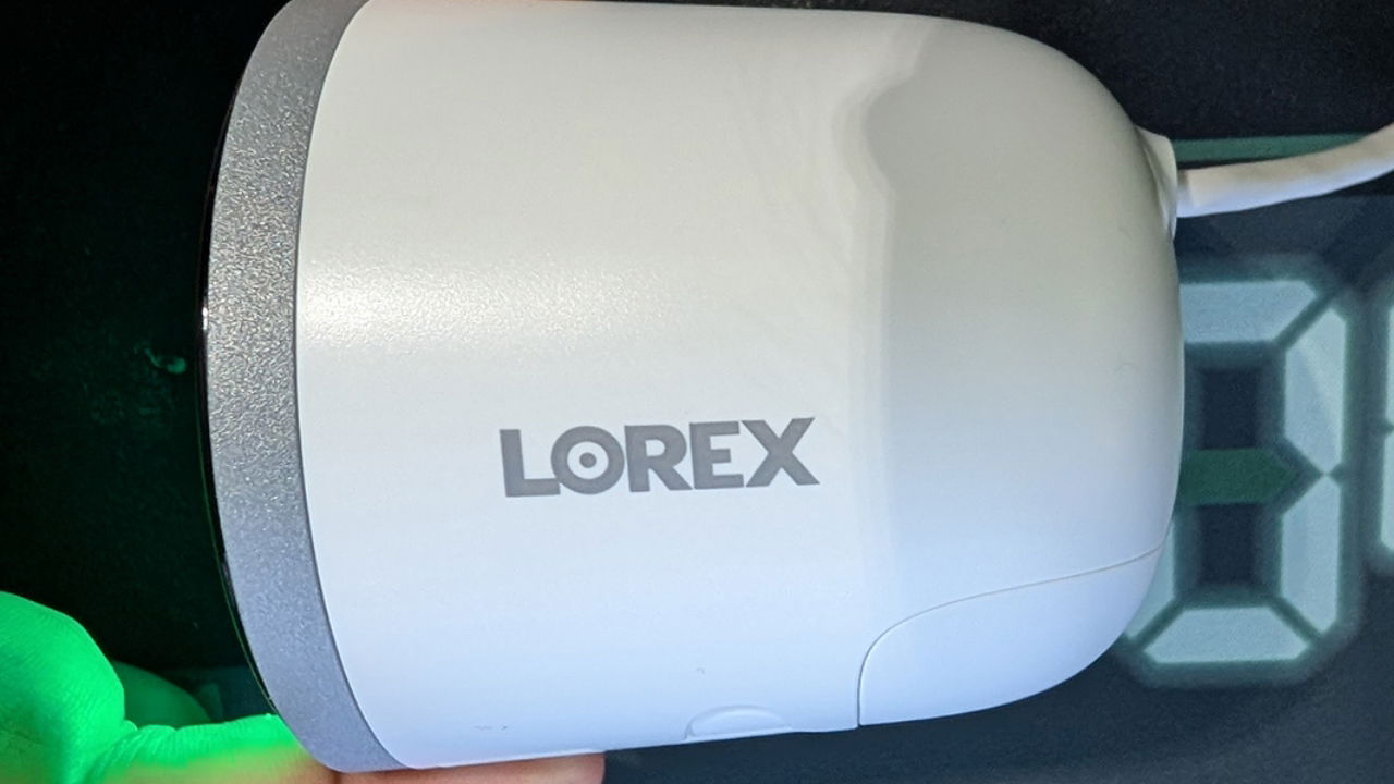 Lorex 4K Spotlight Wi-Fi 6 Security Camera With Smart Security Lighting Review