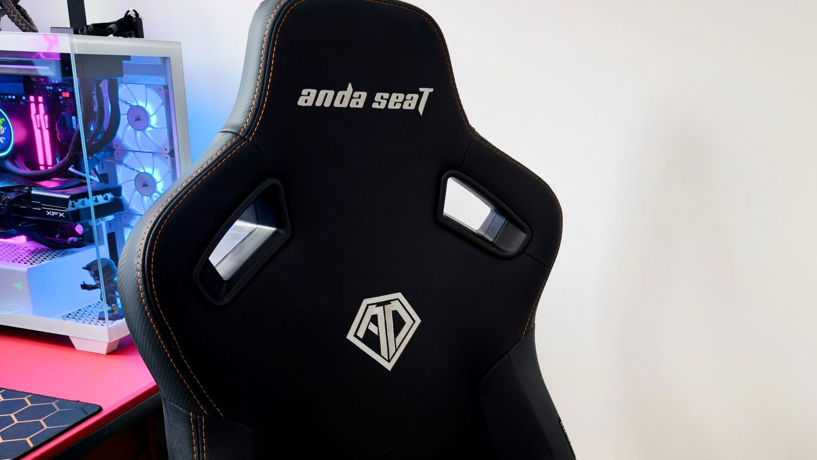 Anda Seat Kaiser 3 Pro Gaming Chair Review Anda Seat Kaiser 3 Pro Gaming Chair Review