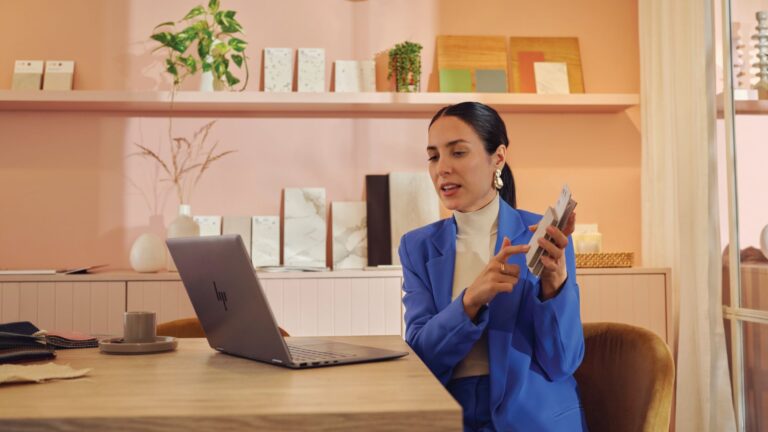 CES 2025: HP Unleashes New Wave of AI-Compatible PCs & Solutions