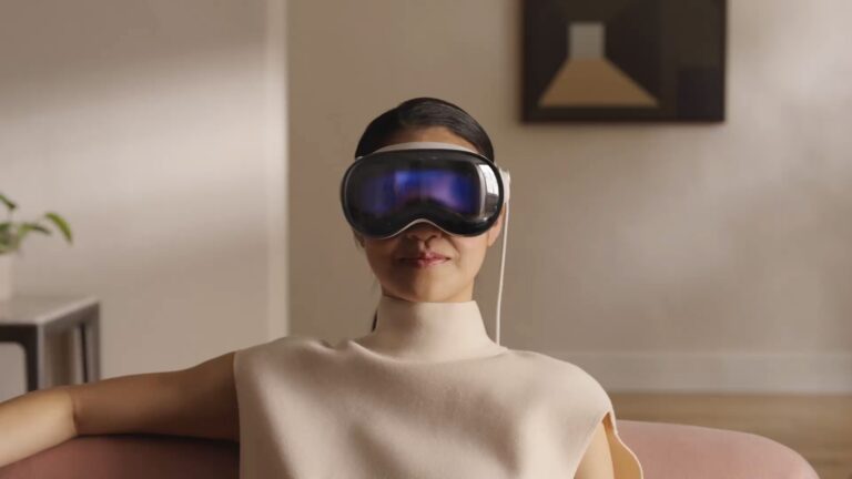 Production of $3,500 Apple Vision Pro Reportedly Slows as Sales Fall Short