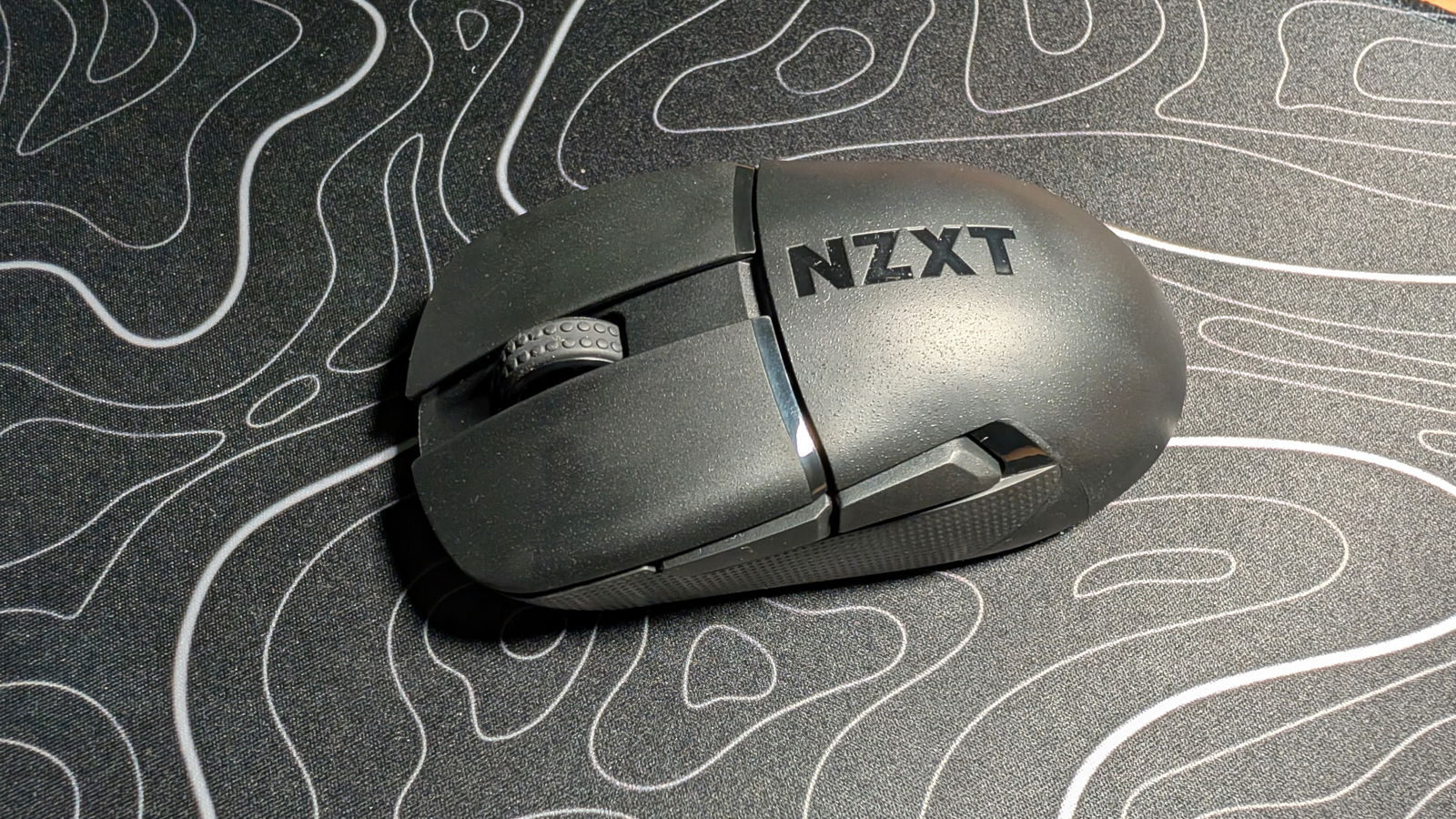 NZXT Lift Elite Wireless Gaming Mouse Review