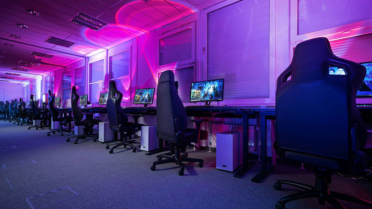 Tips For Students On How To Manage Time Between Studying And Video Games