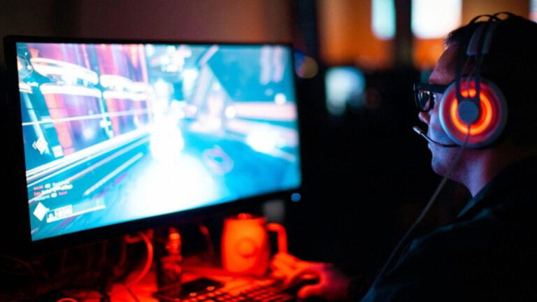 How Social Gaming Is Changing the Way We Play
