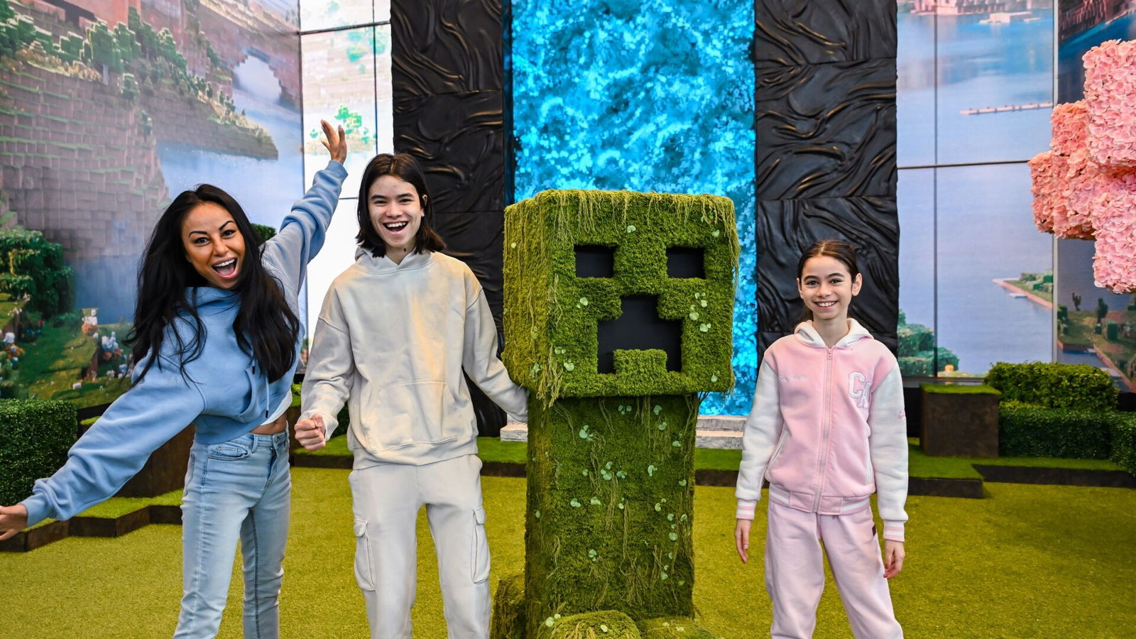 Yorkdale Mall Hosts A Minecraft Movie Pixelated Experience 2