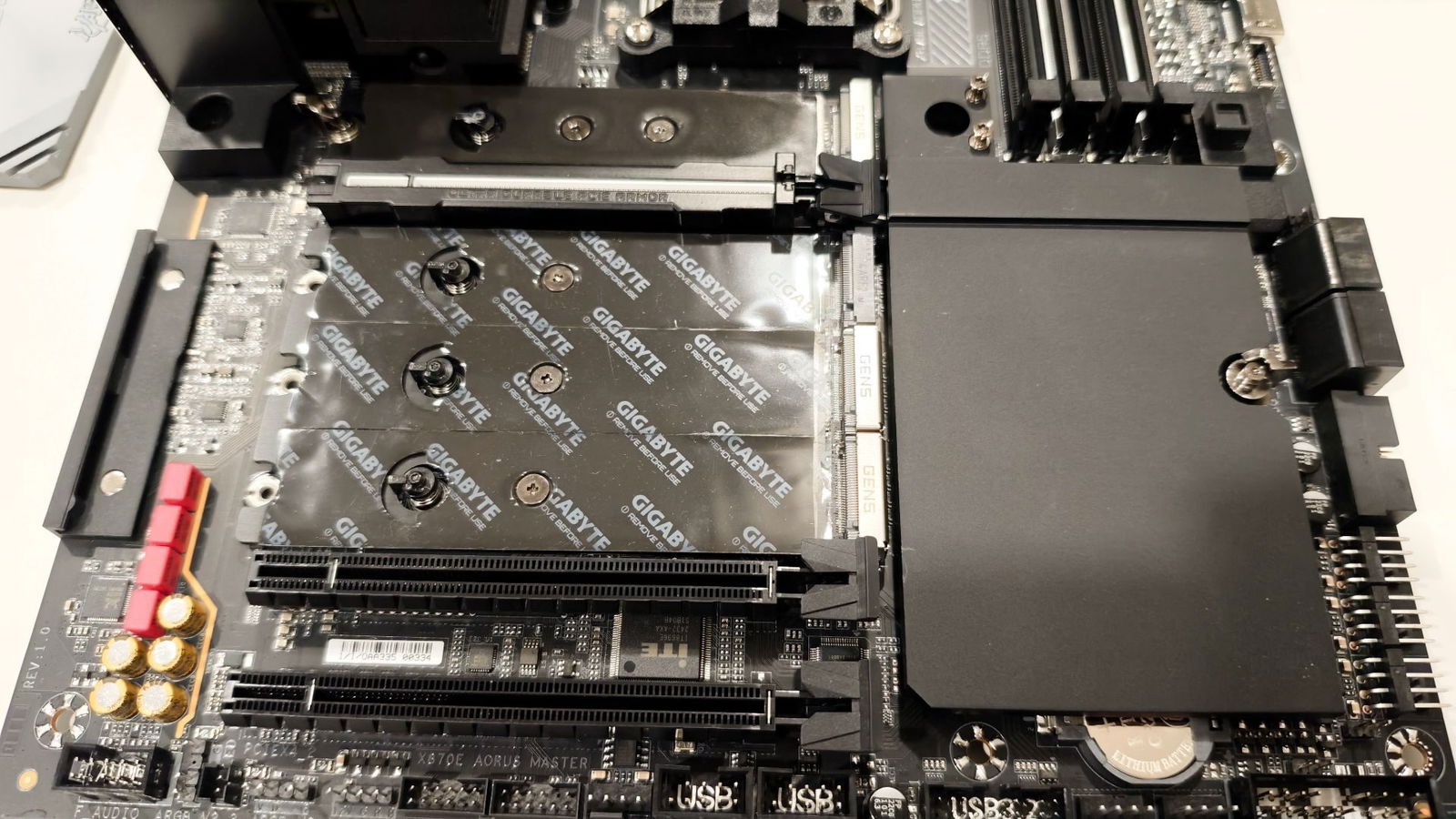 Gigabyte X870E Aorus Master Motherboard Review Gigabyte X870E Arous Master Motherboard Review