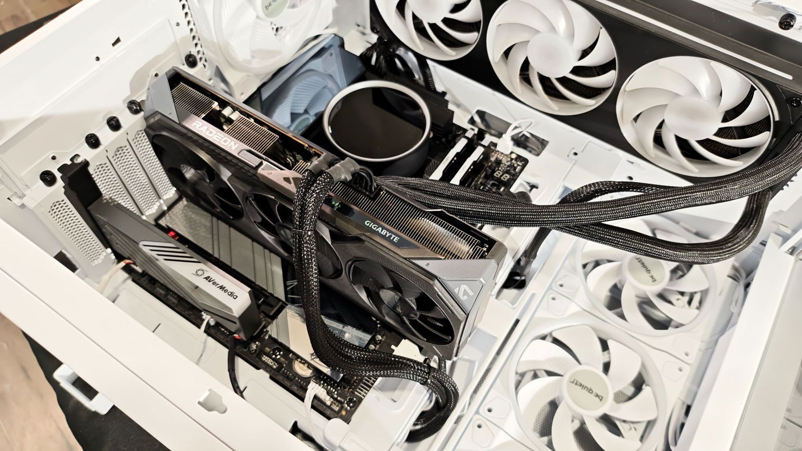 Gigabyte X870E AORUS Master Motherboard Review