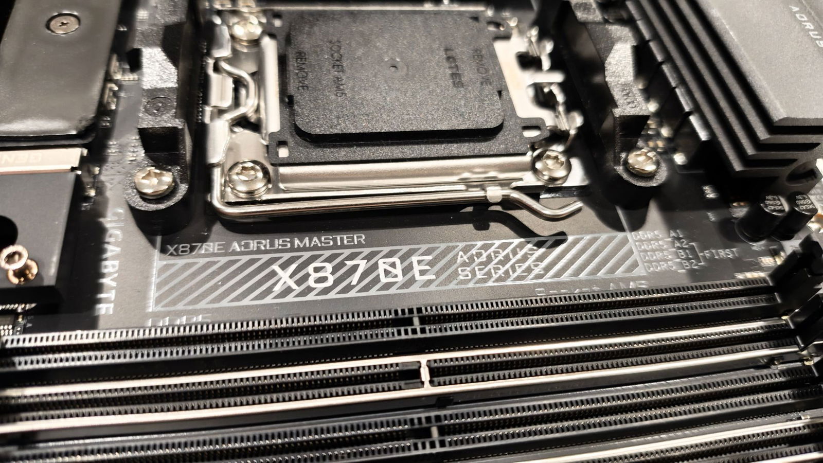 Gigabyte X870E Aorus Master Motherboard Review Gigabyte X870E Arous Master Motherboard Review