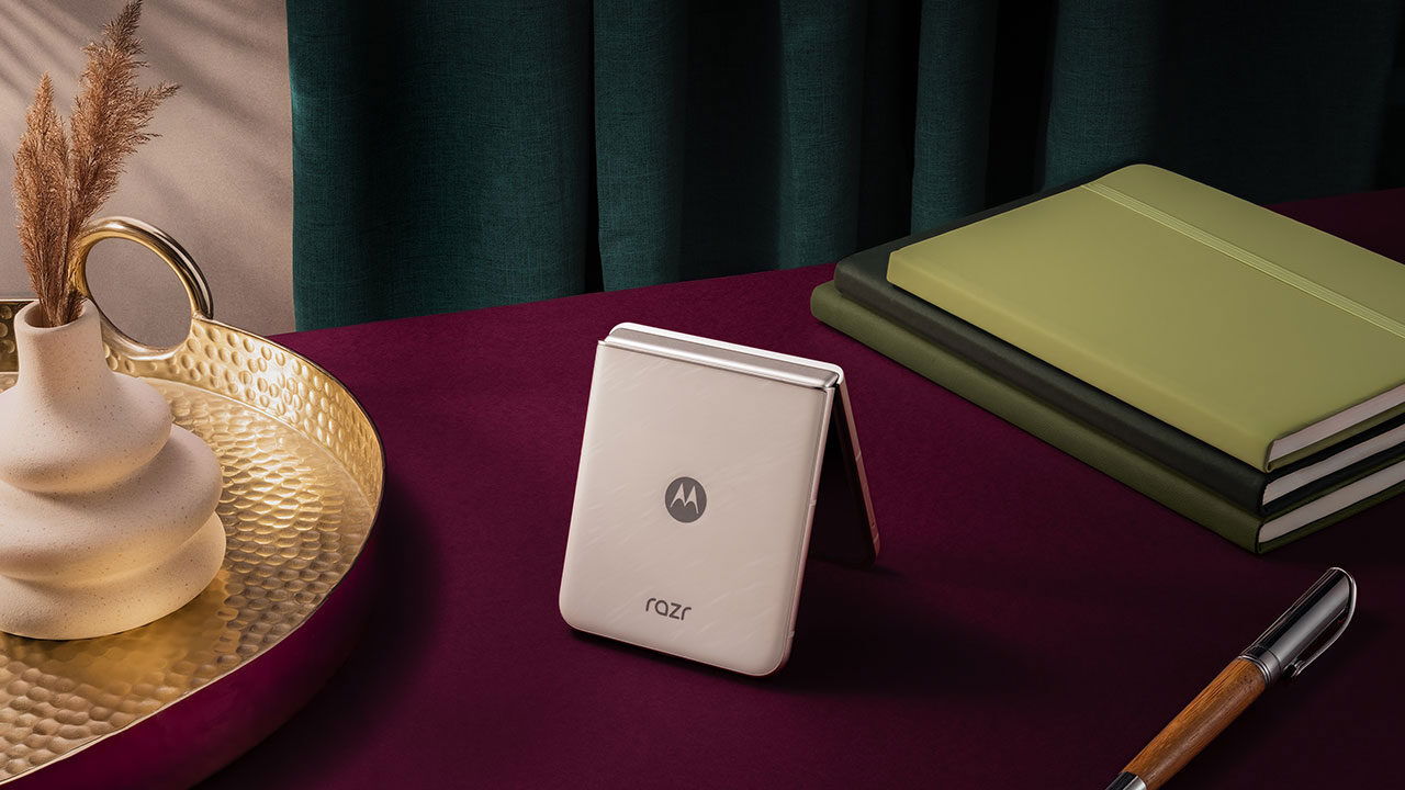 Motorola Razr Is Launching 3 Sharp New Ai-Driven Models In North America