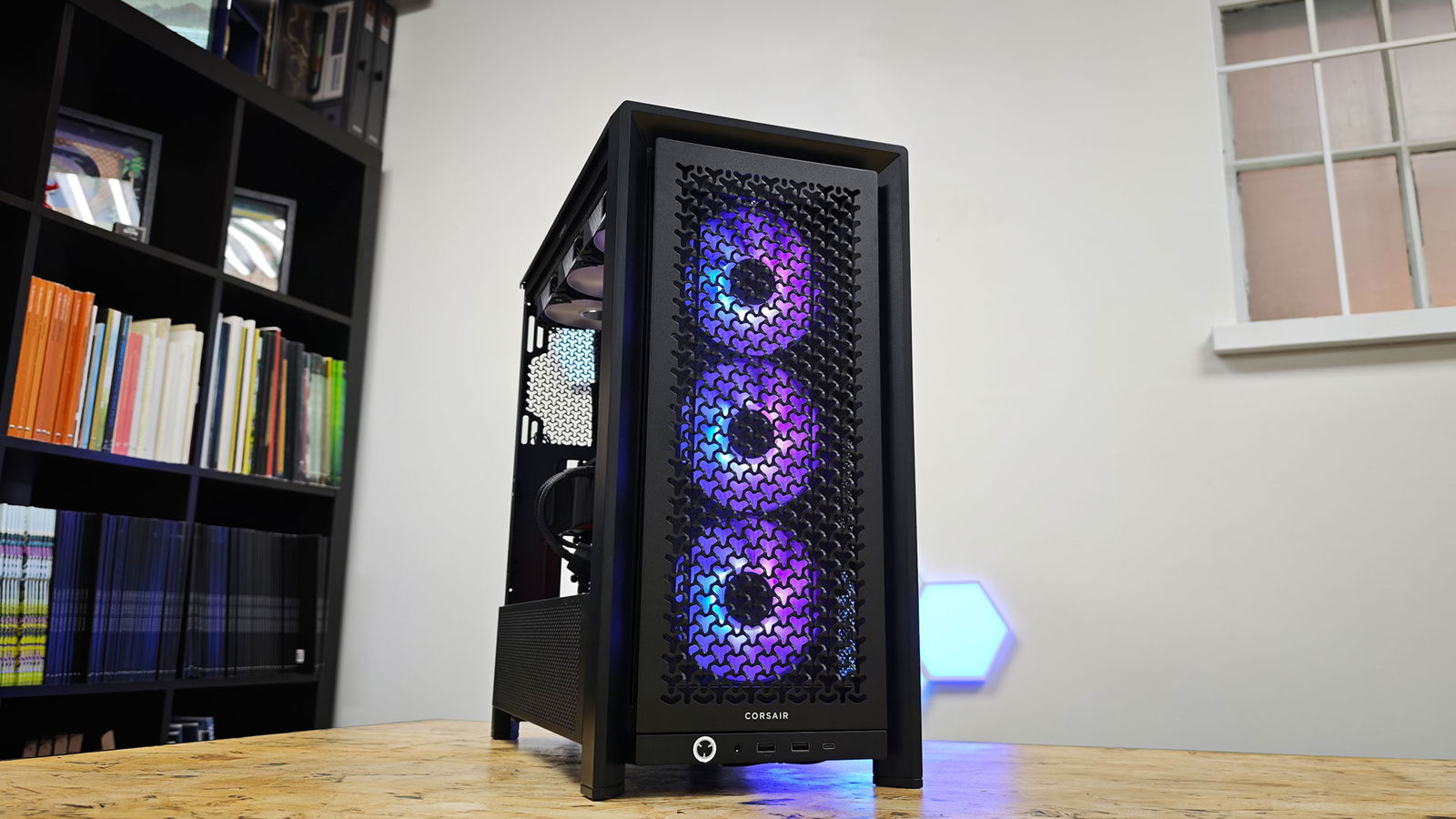 Corsair FRAME 4000D PC Case Review