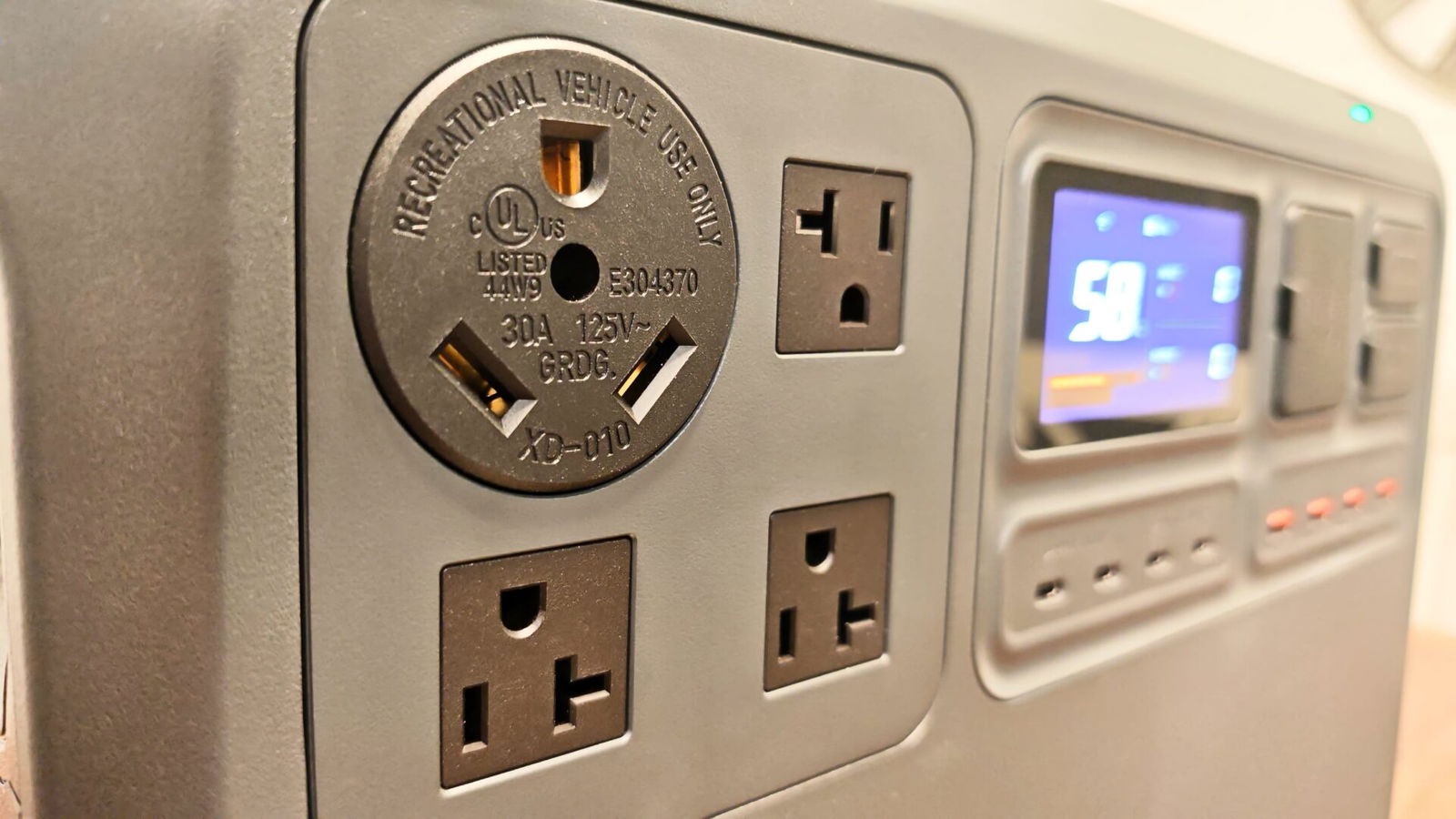 Dji Power 2000 Portable Power Station Review Dji Power 2000 Portable Power Station Review