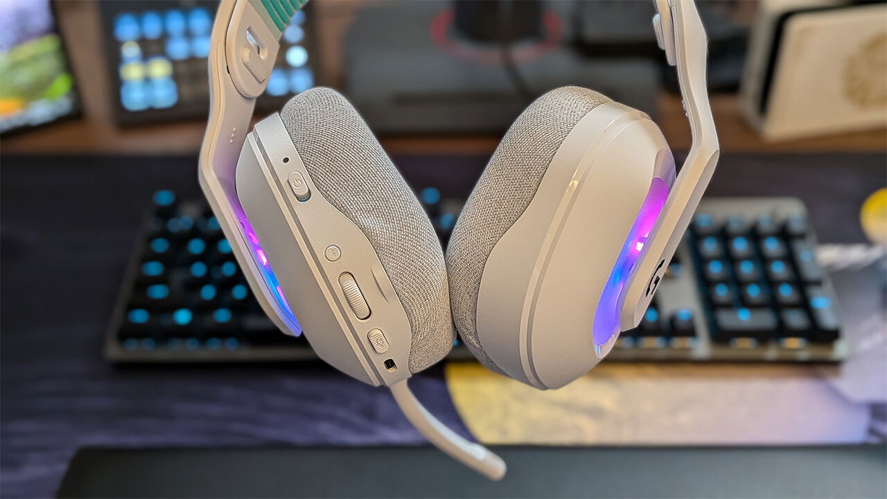 Logitech G522 Lightspeed Wireless Gaming Headset Review Logitech G522 Lightspeed Wireless Gaming Headset Review