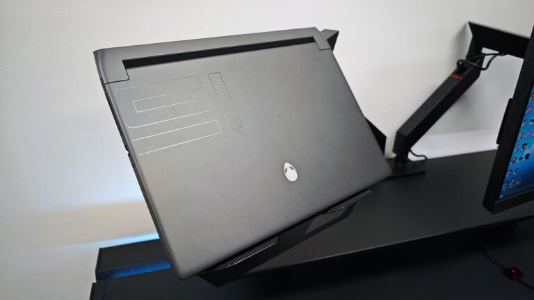 SECRETLAB MAGNUS Desk: Essential Add-Ons for a Cleaner, Smarter Workspace