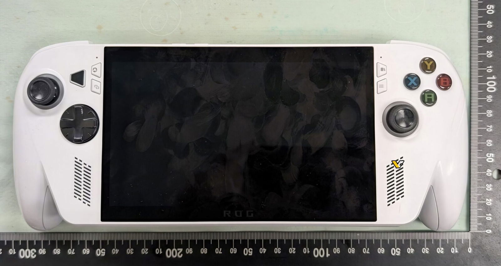 First Asus Xbox Handheld Pics Leak From Fcc, Alongside Rog Ally 2 First Asus Xbox Handheld Pics Leak From Fcc, Alongside Rog Ally 2