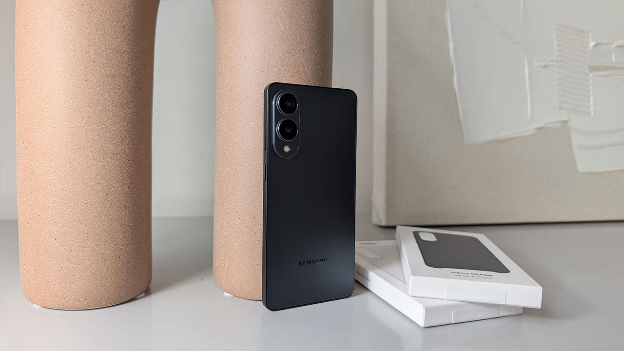 Galaxy S25 Edge First Look: Samsung’s Boldest Smartphone Design In Year
