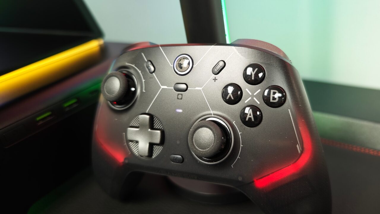 Gamesir Cyclone 2 Multiplatform Controller Review Gamesir Cyclone 2 Multiplatform Controller Review