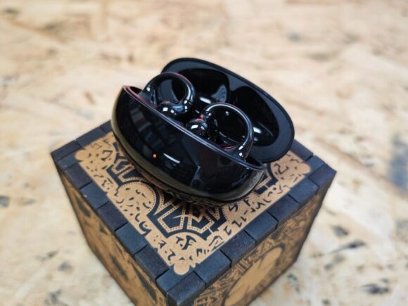Edifier LolliCliP Open-ear True Wireless Noise Cancelling Earbuds Review