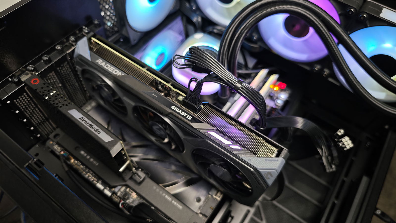 Gigabyte Amd Radeon Rx 9060 Xt Review Gigabyte Radeon Rx 9060 Xt Review