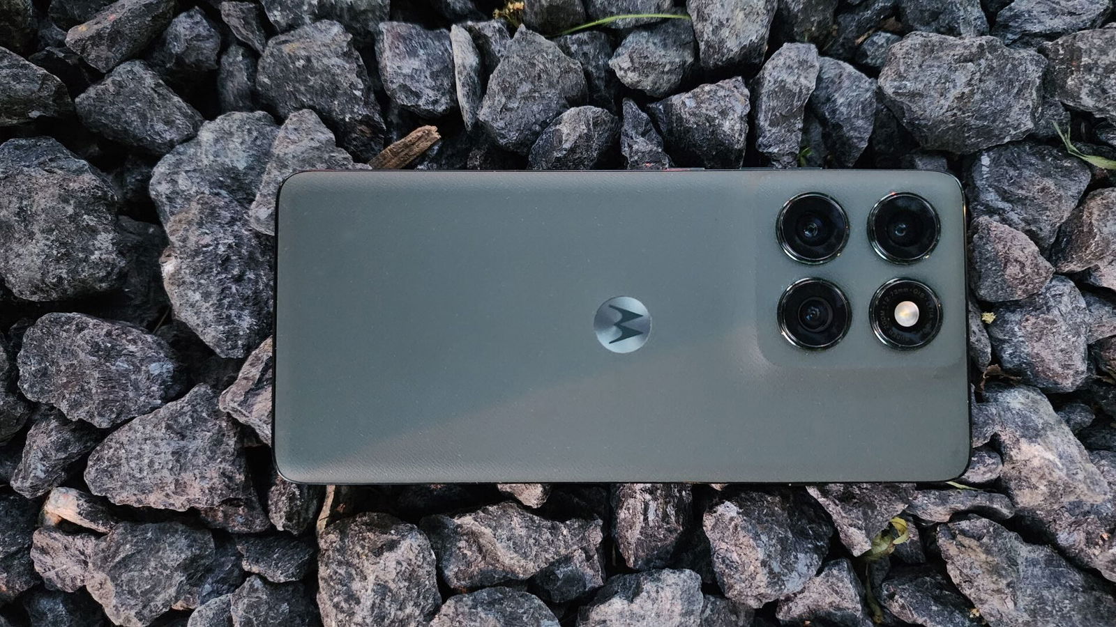 Motorola Edge (2025) Smartphone Review