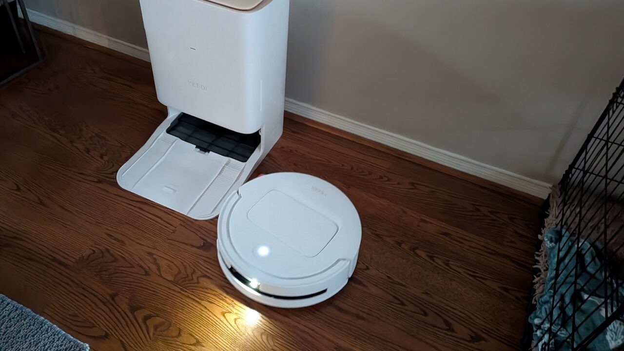 Yeedi M14 Plus Robot Vacuum Review Yeedi M14 Plus Robot Vacuum Review