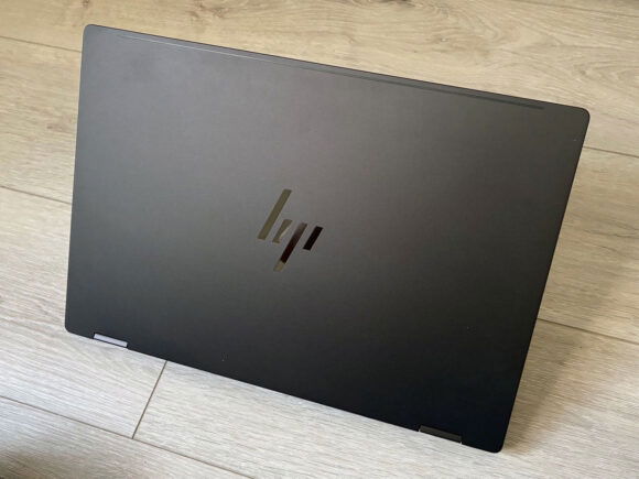 HP OmniBook X Flip 16 Laptop Review