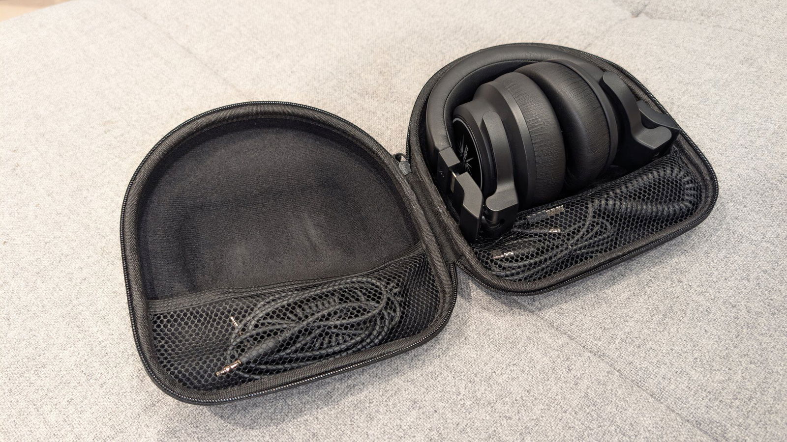 Kiwi Ears Aventus Headset Review Kiwi Ears Aventus Headset Review