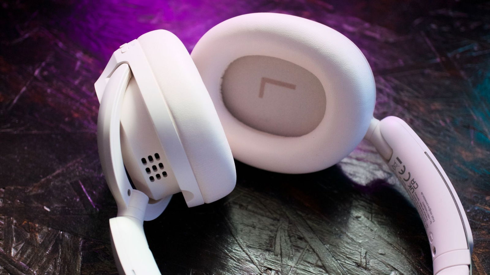 Oneodio Focus A6 Over-Ear Hybrid Anc Headphones Review Oneodio Focus A6 Over-Ear Hybrid Anc Headphones Review
