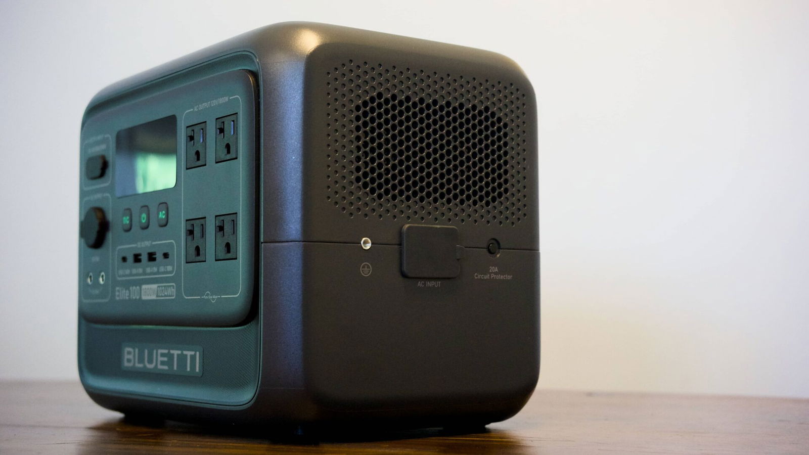 Bluetti Elite 100 V2 Portable Power Station Review Bluetti Elite 100 V2 Portable Power Station Review