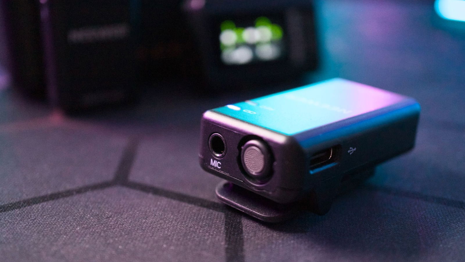 Neewer Cm28 Pro Wireless Microphone System Review