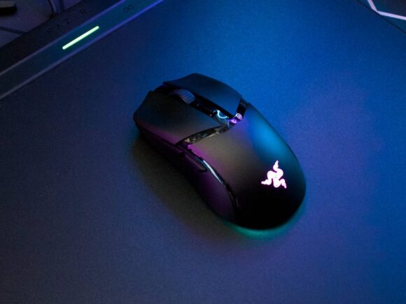 Razer Cobra HyperSpeed Wireless Gaming Mouse Review
