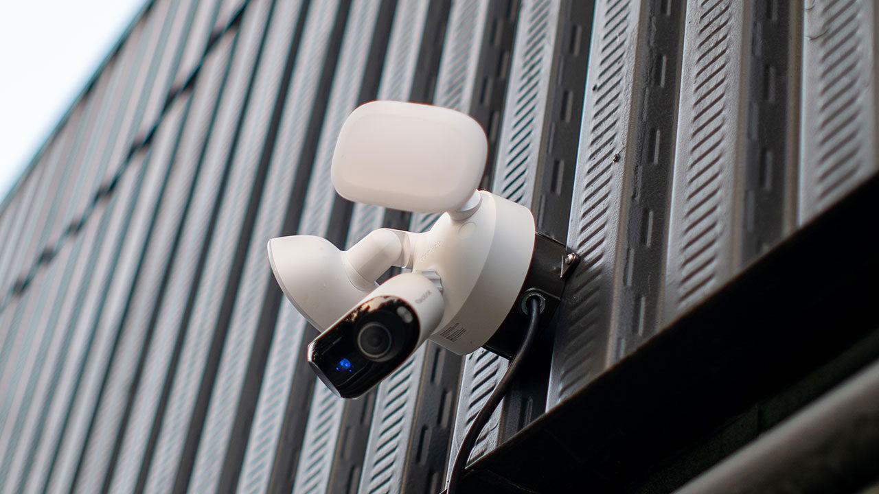 Reolink Elite Floodlight Wifi Security Camera Review Reolink Elite Floodlight Wifi Security Camera Review