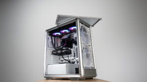 Cooler Master MasterFrame 500 Mesh PC Case Review
