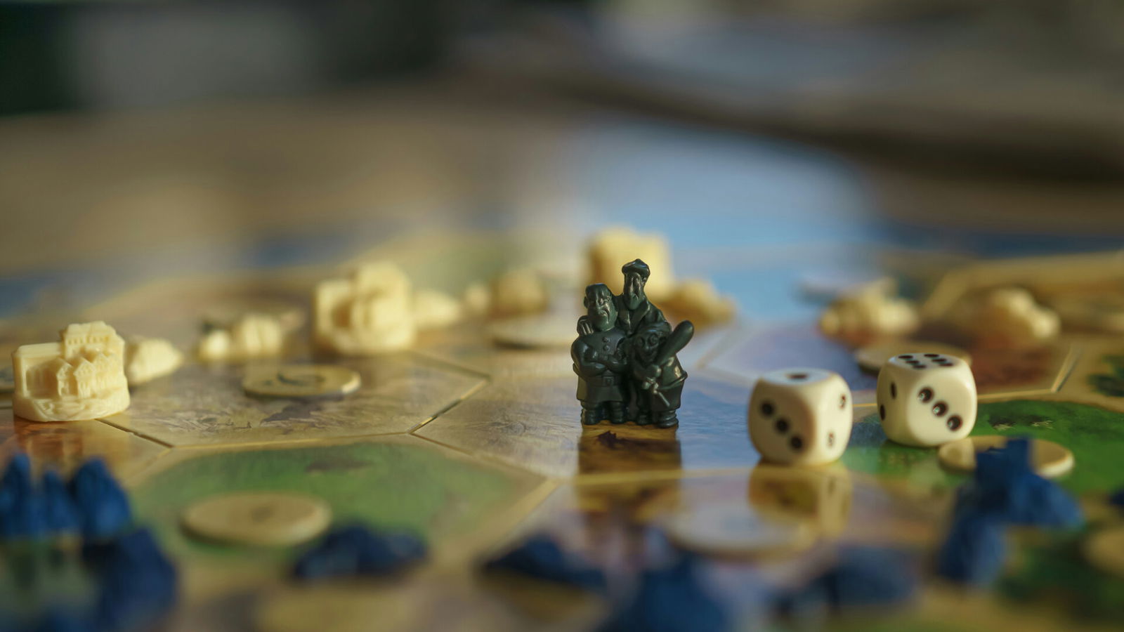 How Timeless Board Games Influence Modern Online Hits