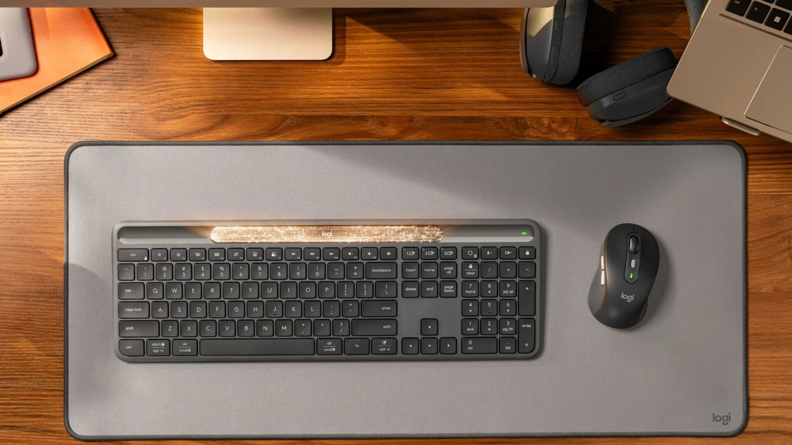 Logitech Signature Slim Solar+ K980 Keyboard Review