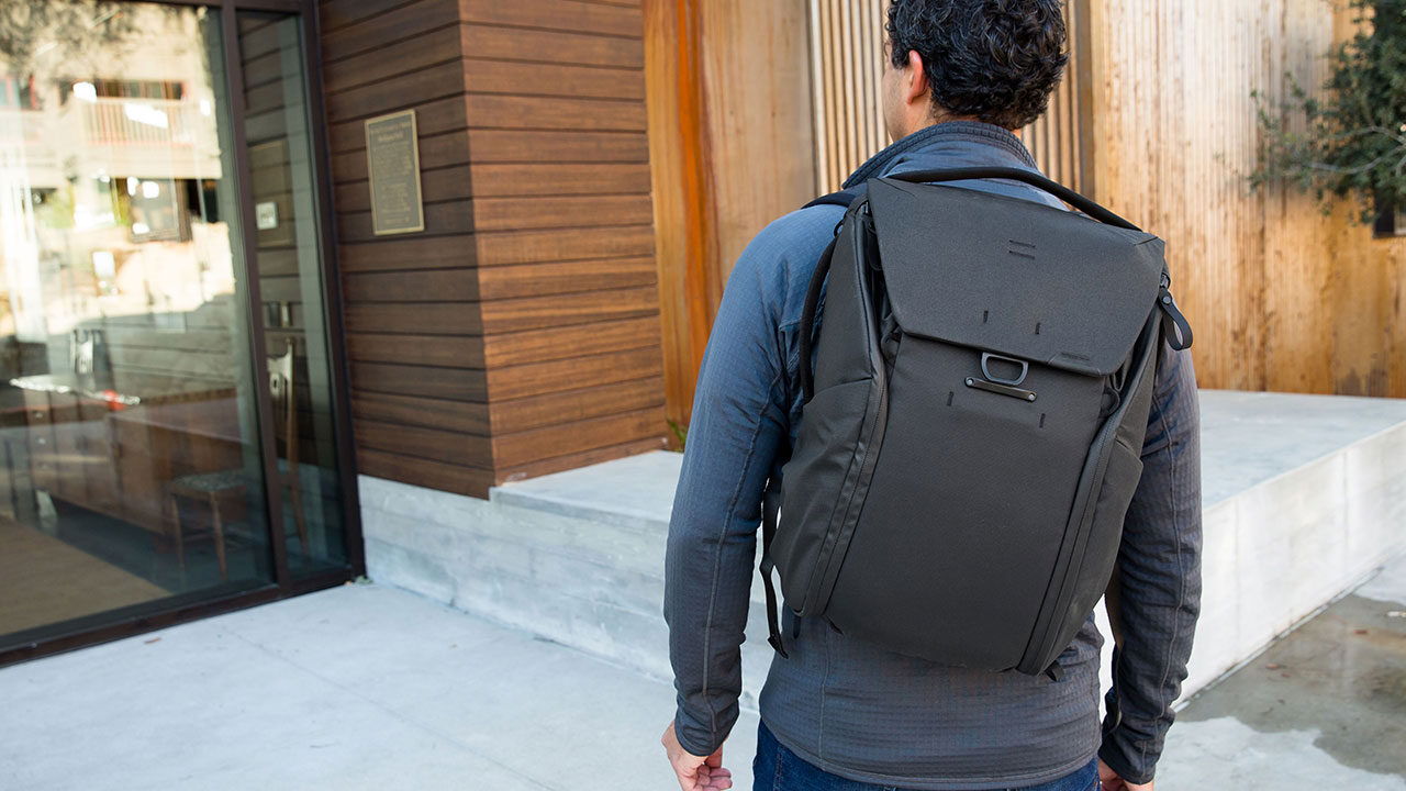 Christmas Gift Guide 2025: Content Creators Edition Peak Design Everyday Backpack Review