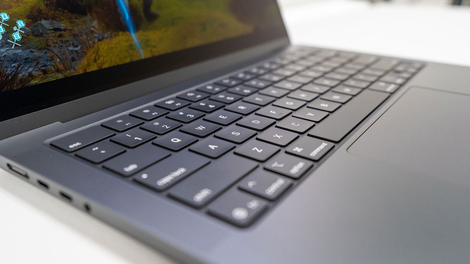 Apple Macbook Pro M5 Laptop Review Apple Macbook Pro M5 Laptop Review