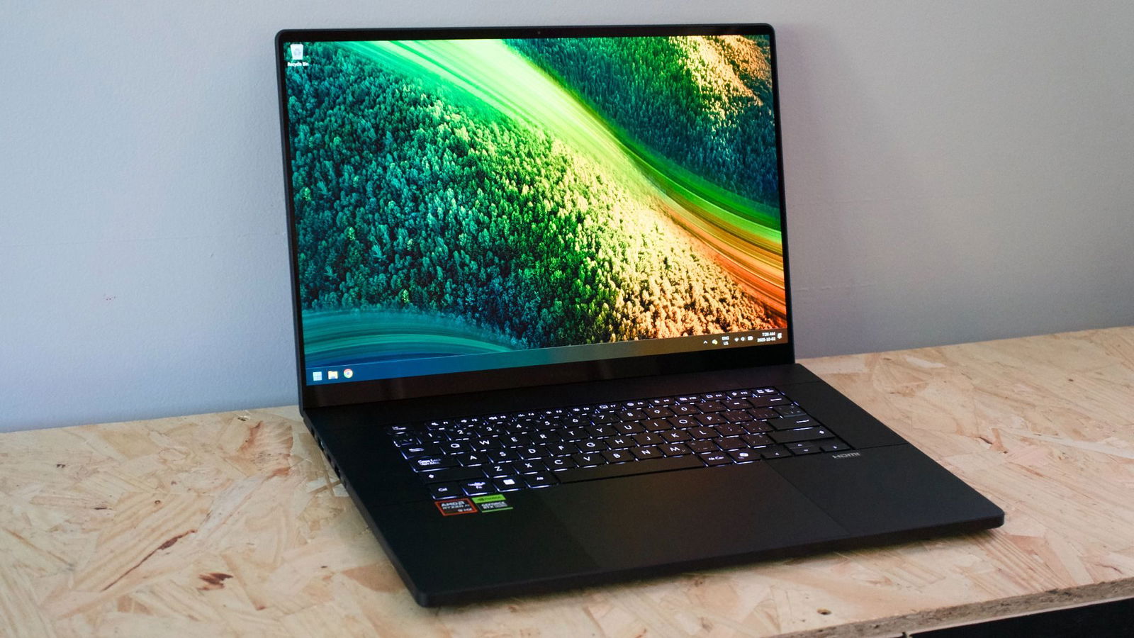 Christmas Gift Guide 2025: Tech Lovers Edition Asus Proart P16 H7606 2025 Laptop Review